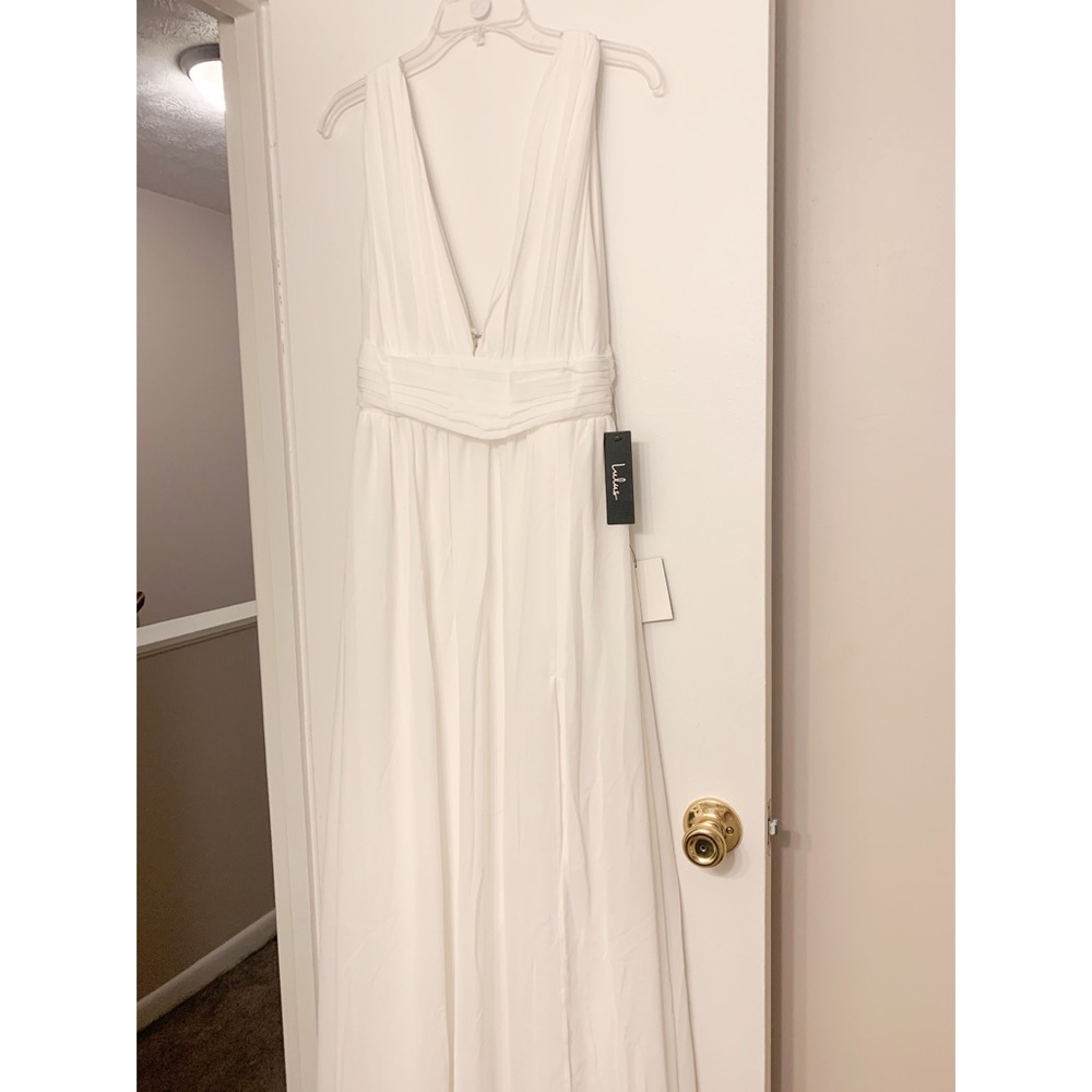 NWT Lulu’s White Dress - Medium